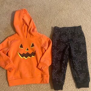 2T Halloween Sweatsuit